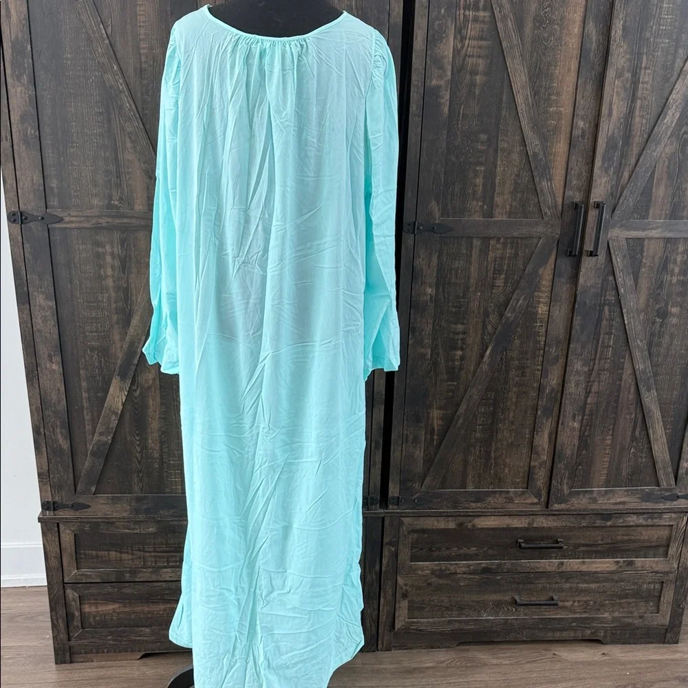 Vintage Shadow line Light Blue Floral Embroidered 3XL Nightgown - Picture 4 of 6